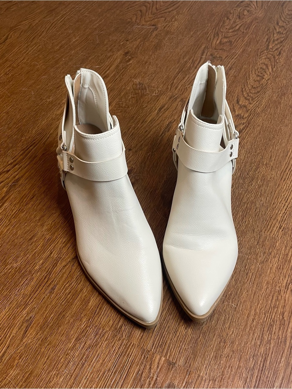 Dolce Vita Cream Pointed Leather Ankle Booties with Stacked Heel Size 10 - Picture 5 of 11